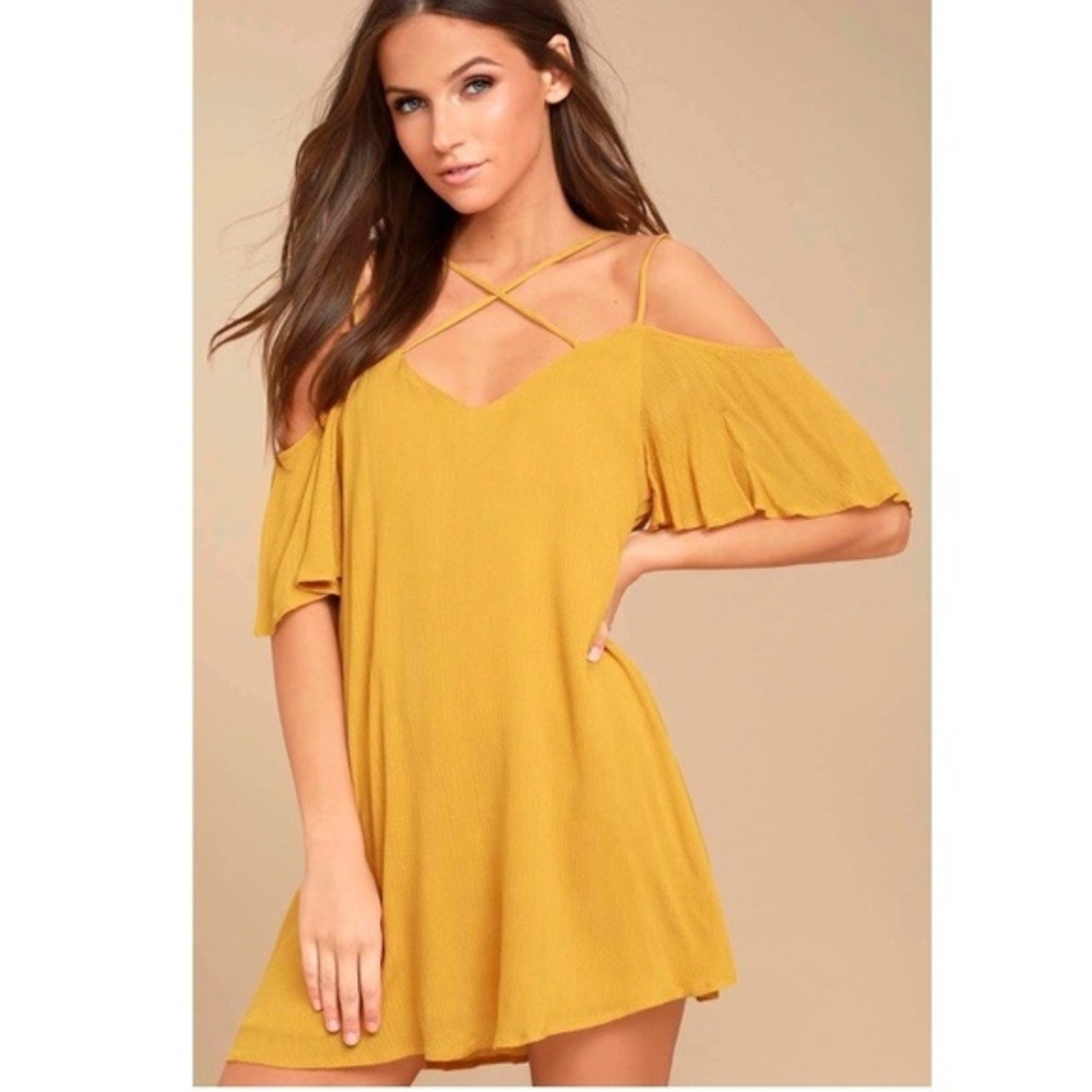Lulu's Afterglow Yellow Cold Shoulder Shift Dress